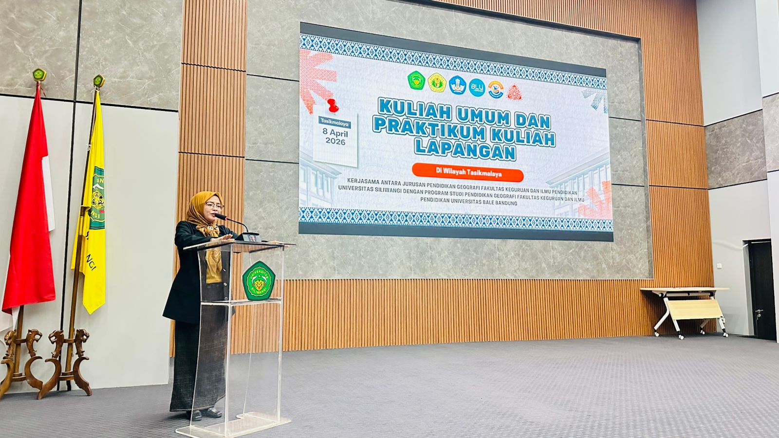 Dekan Universitas Siliwangi Membuka Kuliah Tamu di Pendidikan Geografi